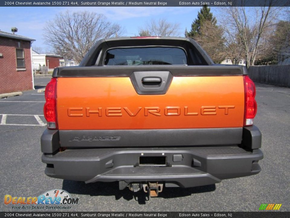 Sunburst Orange Metallic 2004 Chevrolet Avalanche 1500 Z71 4x4 Photo #6