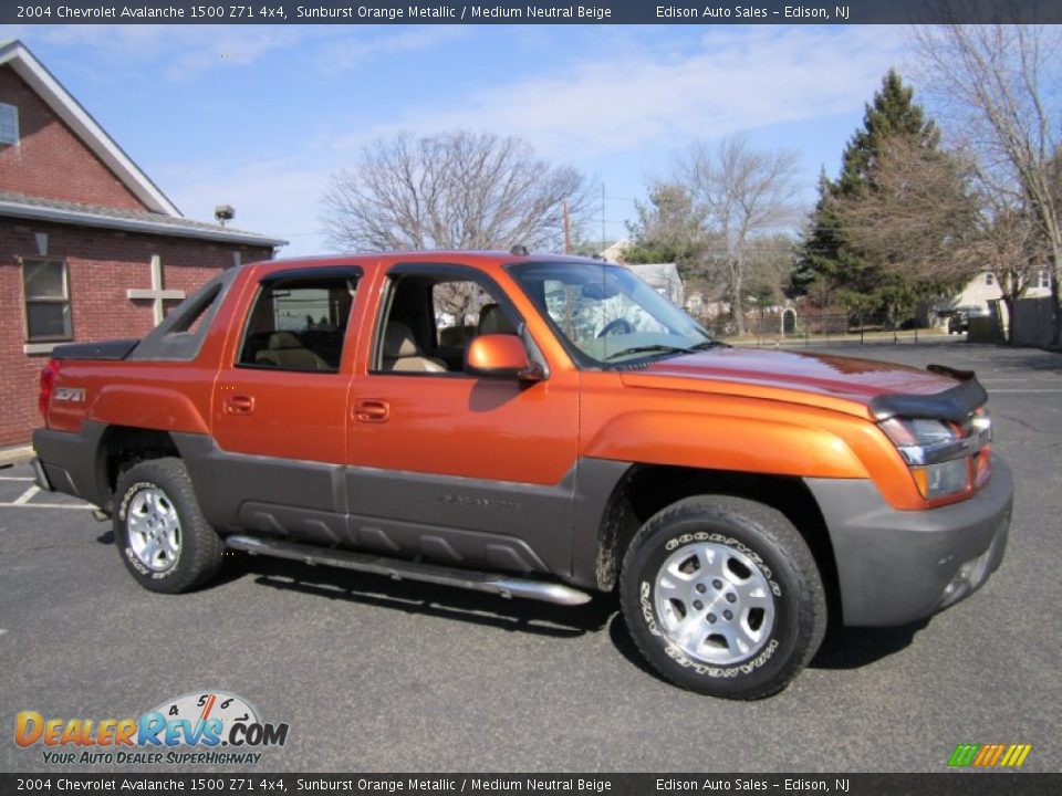 2004 Chevrolet Avalanche 1500 Z71 4x4 Sunburst Orange Metallic / Medium Neutral Beige Photo #10