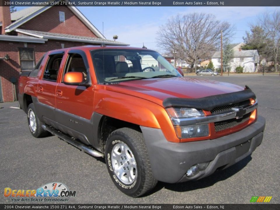 2004 Chevrolet Avalanche 1500 Z71 4x4 Sunburst Orange Metallic / Medium Neutral Beige Photo #11