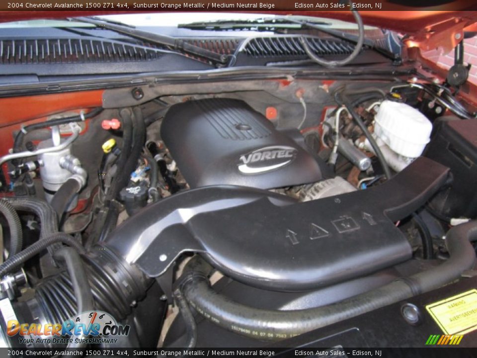 2004 Chevrolet Avalanche 1500 Z71 4x4 Sunburst Orange Metallic / Medium Neutral Beige Photo #29