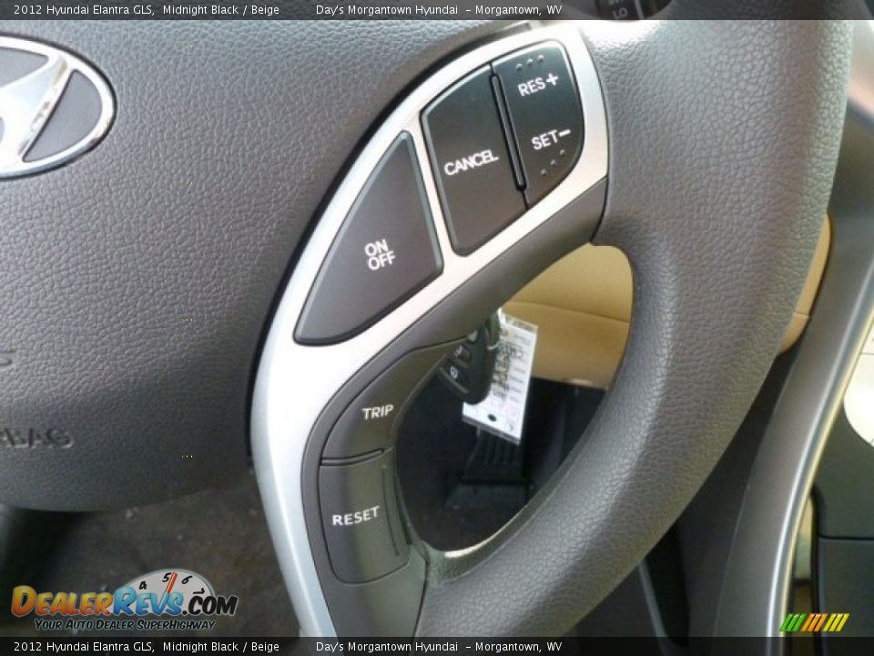 Controls of 2012 Hyundai Elantra GLS Photo #18