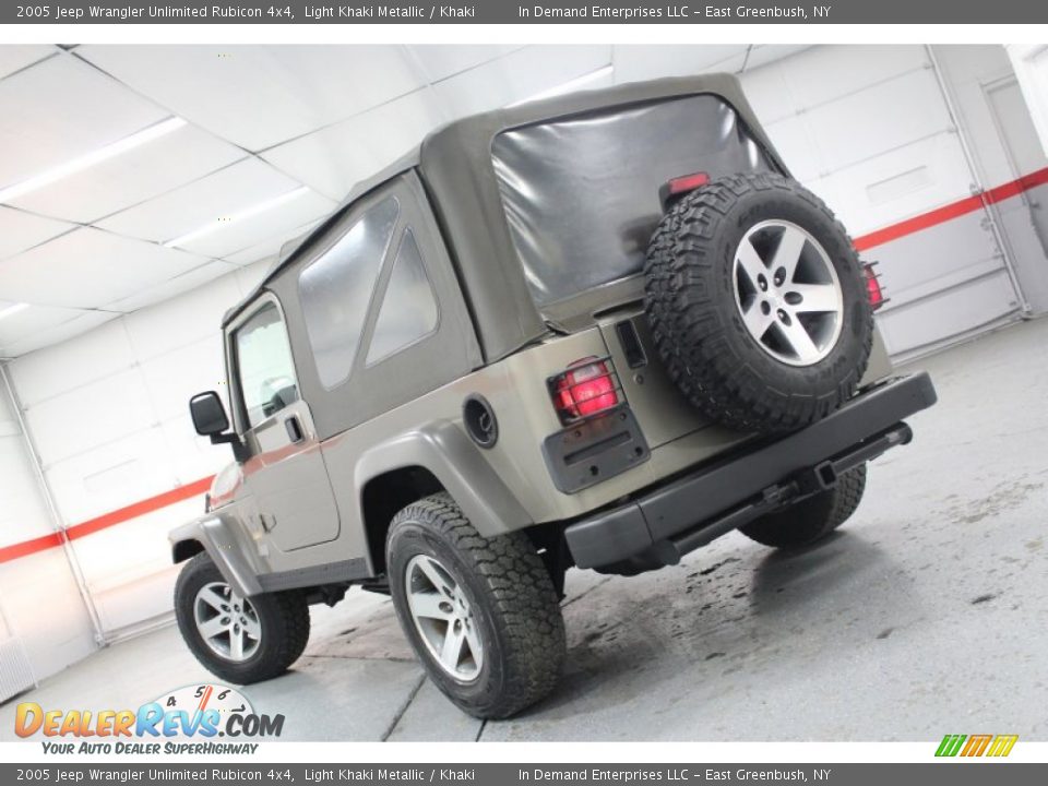 2005 Jeep Wrangler Unlimited Rubicon 4x4 Light Khaki Metallic / Khaki Photo #6