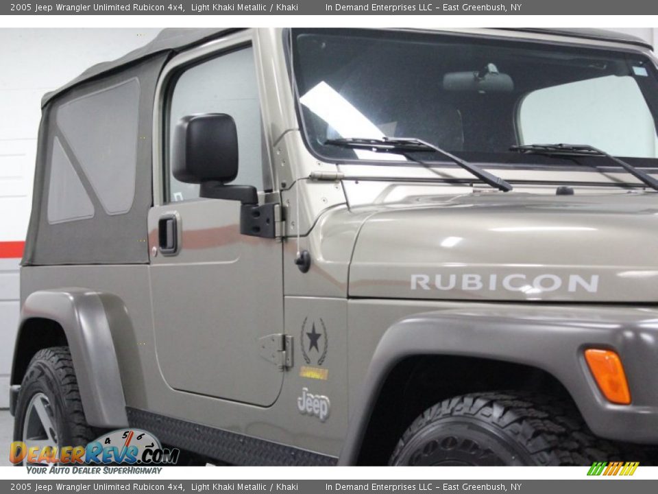 2005 Jeep Wrangler Unlimited Rubicon 4x4 Light Khaki Metallic / Khaki Photo #9