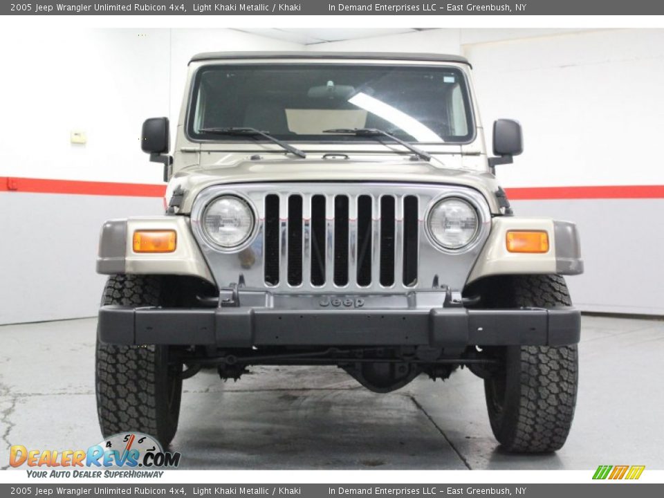 2005 Jeep Wrangler Unlimited Rubicon 4x4 Light Khaki Metallic / Khaki Photo #11