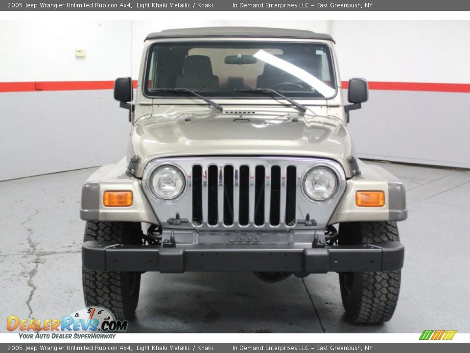 2005 Jeep Wrangler Unlimited Rubicon 4x4 Light Khaki Metallic / Khaki Photo #12