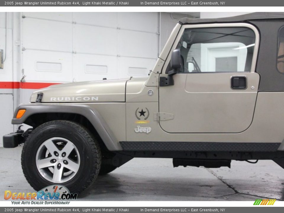 2005 Jeep Wrangler Unlimited Rubicon 4x4 Light Khaki Metallic / Khaki Photo #19