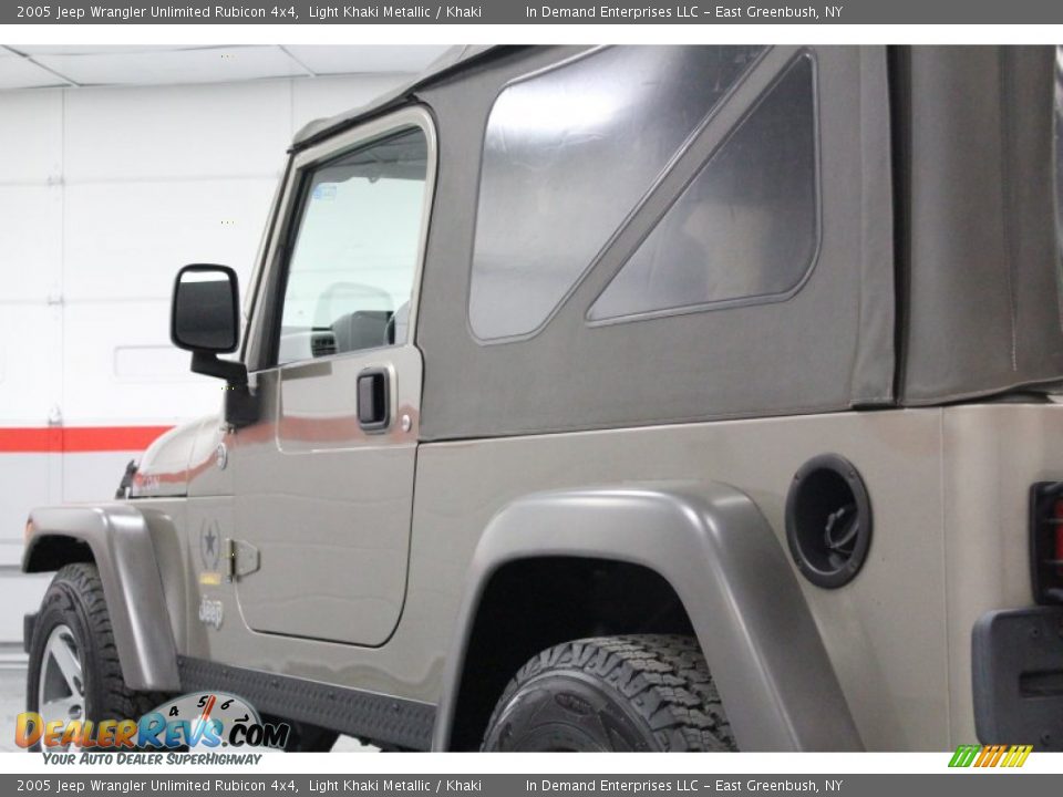 2005 Jeep Wrangler Unlimited Rubicon 4x4 Light Khaki Metallic / Khaki Photo #23