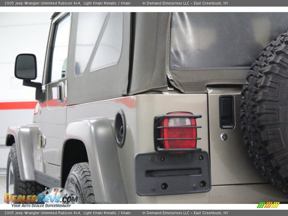 2005 Jeep Wrangler Unlimited Rubicon 4x4 Light Khaki Metallic / Khaki Photo #24