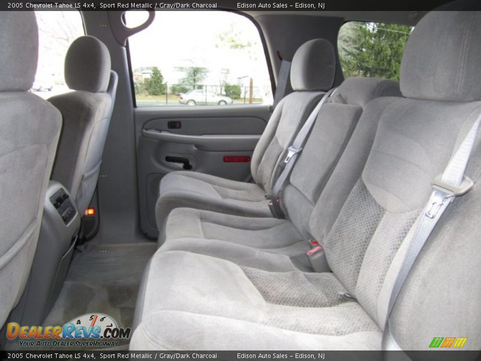 2005 Chevrolet Tahoe LS 4x4 Sport Red Metallic / Gray/Dark Charcoal Photo #17