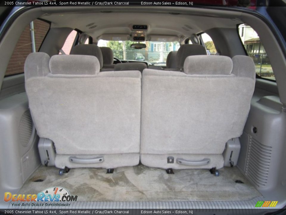 2005 Chevrolet Tahoe LS 4x4 Sport Red Metallic / Gray/Dark Charcoal Photo #23