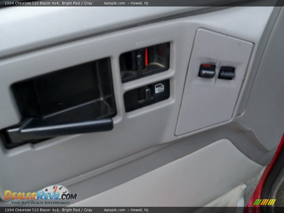 Controls of 1994 Chevrolet S10 Blazer 4x4 Photo #14