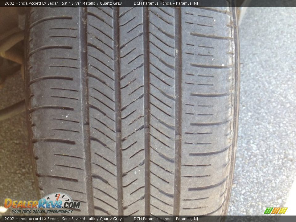 2002 Honda Accord LX Sedan Satin Silver Metallic / Quartz Gray Photo #3