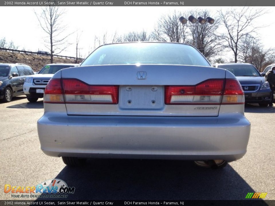 2002 Honda Accord LX Sedan Satin Silver Metallic / Quartz Gray Photo #11