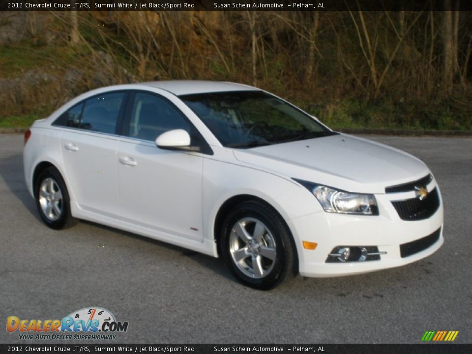 Front 3/4 View of 2012 Chevrolet Cruze LT/RS Photo #1