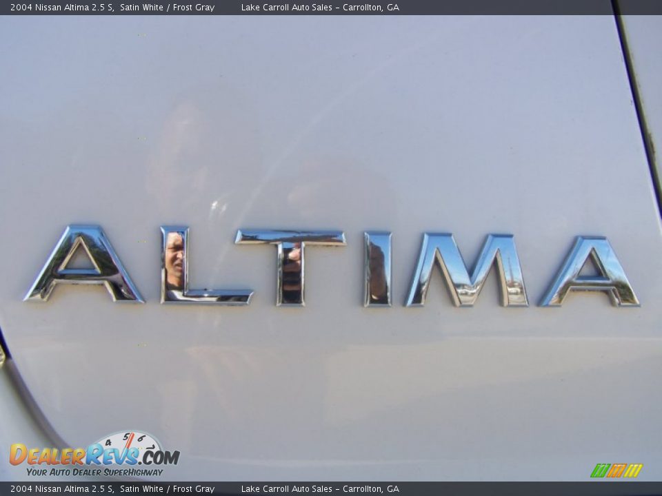 2004 Nissan Altima 2.5 S Satin White / Frost Gray Photo #12