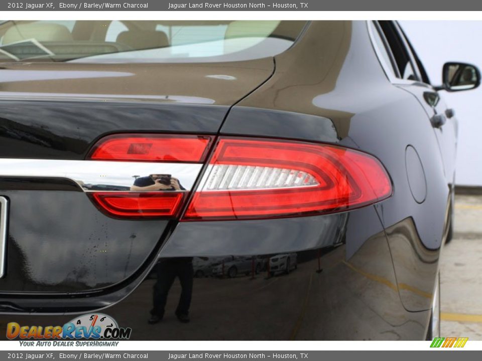 2012 Jaguar XF Ebony / Barley/Warm Charcoal Photo #11