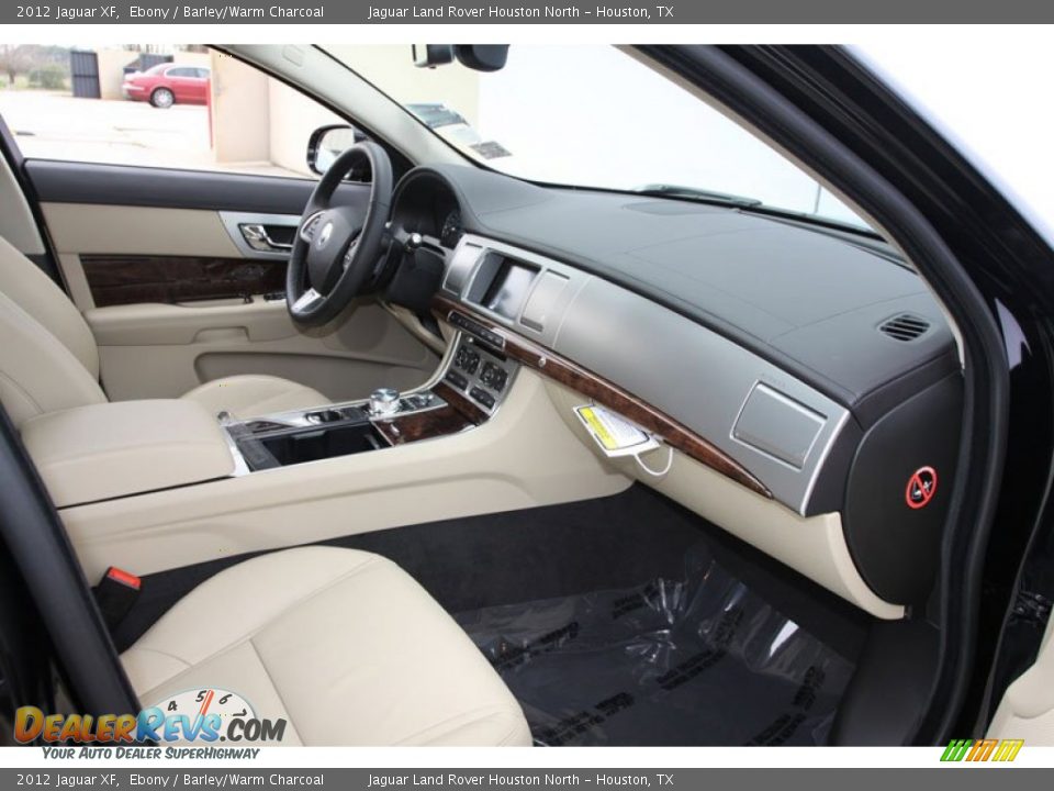 Dashboard of 2012 Jaguar XF  Photo #20