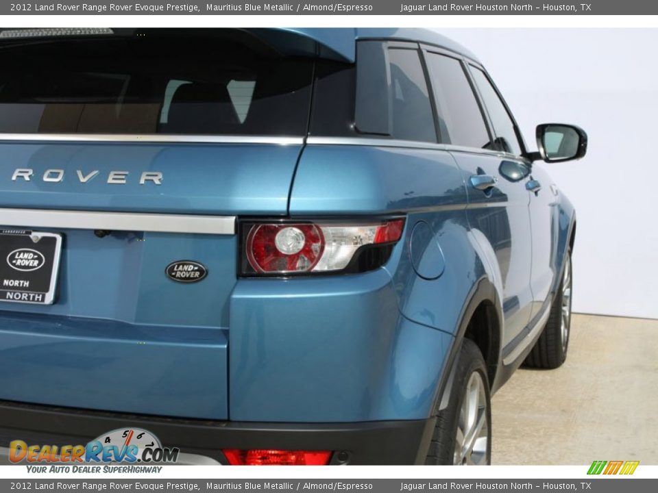 2012 Land Rover Range Rover Evoque Prestige Mauritius Blue Metallic / Almond/Espresso Photo #7