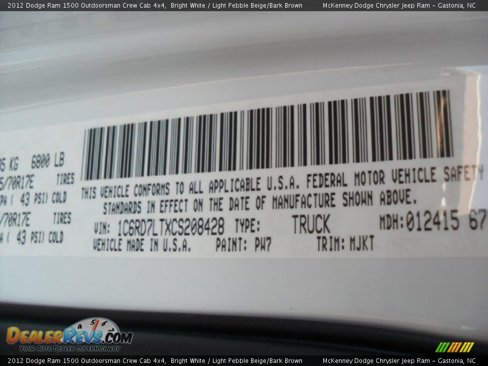 2012 Dodge Ram 1500 Outdoorsman Crew Cab 4x4 Bright White / Light Pebble Beige/Bark Brown Photo #6
