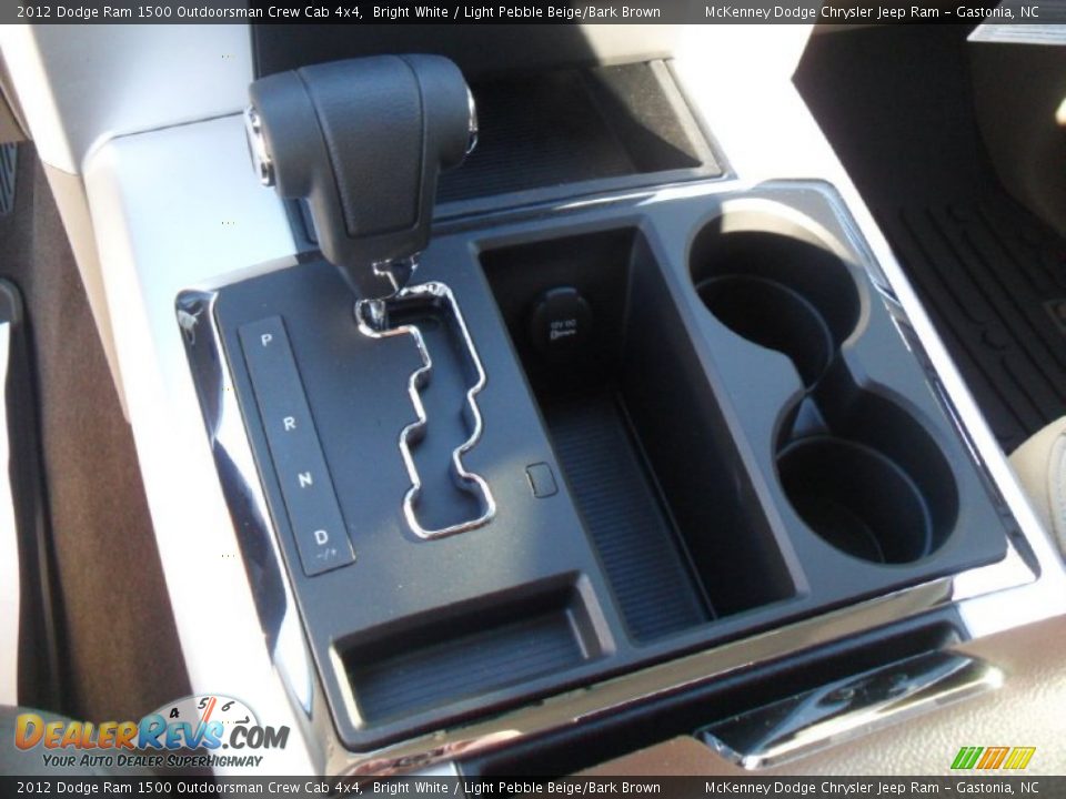 2012 Dodge Ram 1500 Outdoorsman Crew Cab 4x4 Bright White / Light Pebble Beige/Bark Brown Photo #10