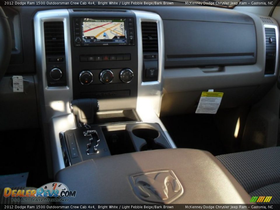 2012 Dodge Ram 1500 Outdoorsman Crew Cab 4x4 Bright White / Light Pebble Beige/Bark Brown Photo #17
