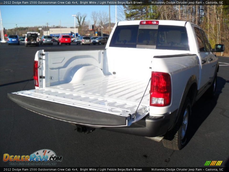 2012 Dodge Ram 1500 Outdoorsman Crew Cab 4x4 Bright White / Light Pebble Beige/Bark Brown Photo #18