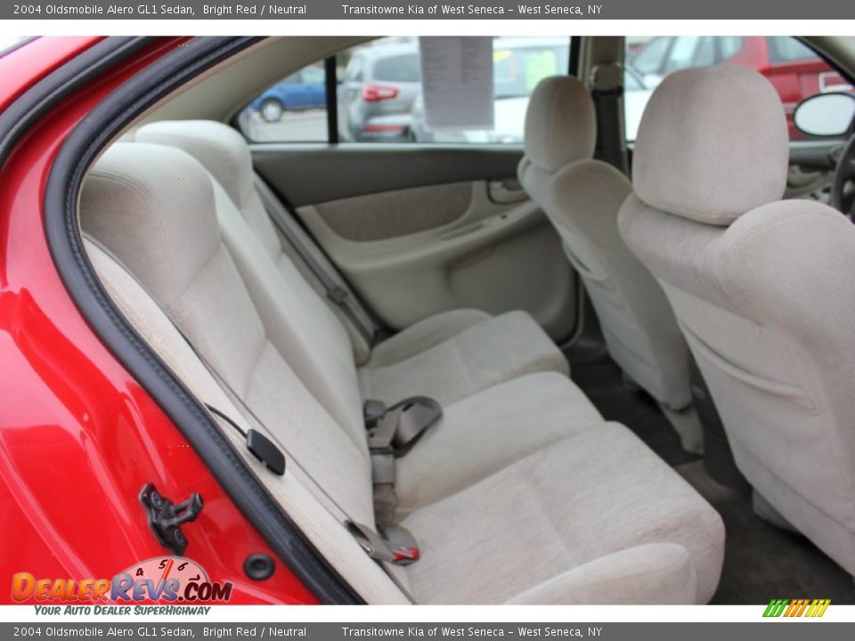 2004 Oldsmobile Alero GL1 Sedan Bright Red / Neutral Photo #15