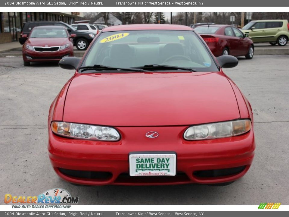 2004 Oldsmobile Alero GL1 Sedan Bright Red / Neutral Photo #18