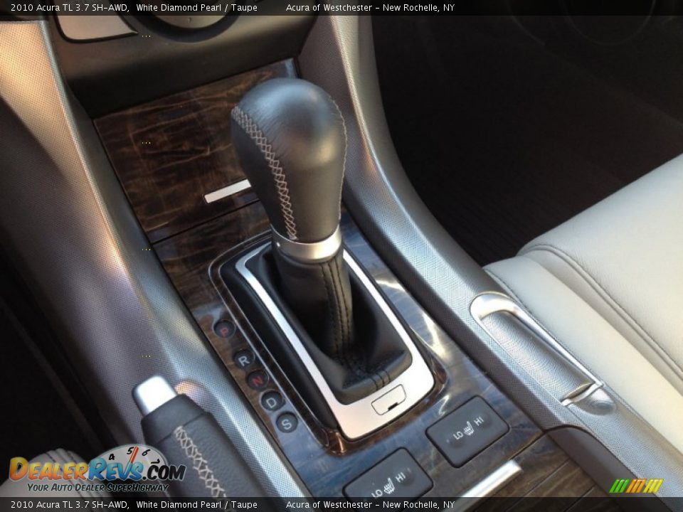 2010 Acura TL 3.7 SH-AWD Shifter Photo #20
