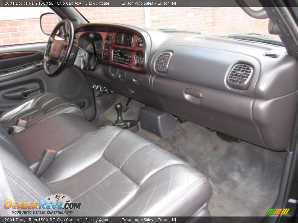 2001 Dodge Ram 1500 SLT Club Cab 4x4 Black / Agate Photo #18