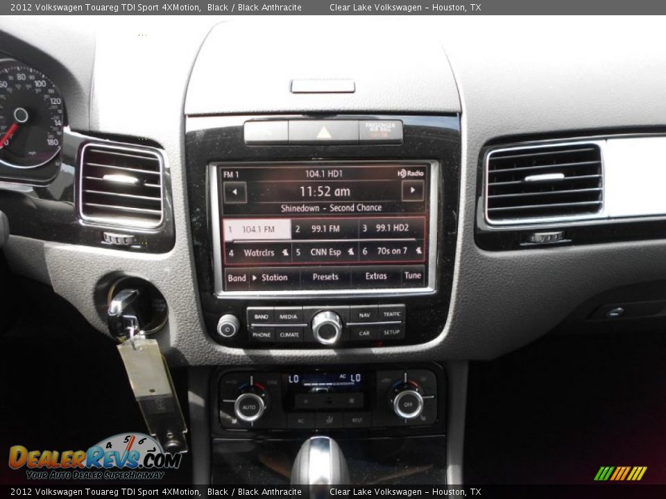 2012 Volkswagen Touareg TDI Sport 4XMotion Black / Black Anthracite Photo #17