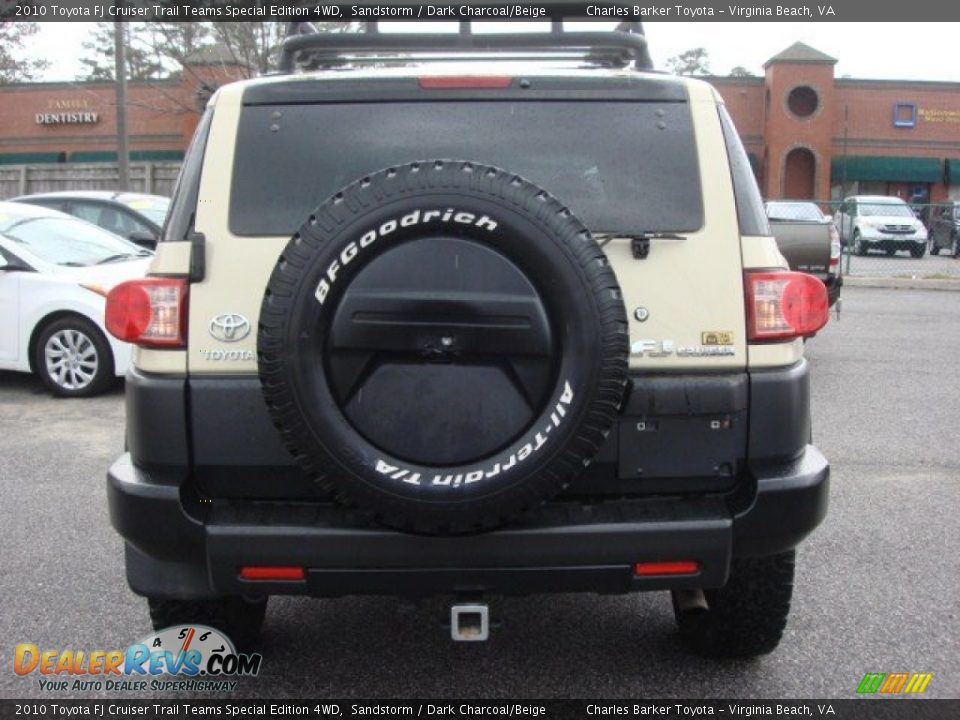 2010 Toyota FJ Cruiser Trail Teams Special Edition 4WD Sandstorm / Dark Charcoal/Beige Photo #4