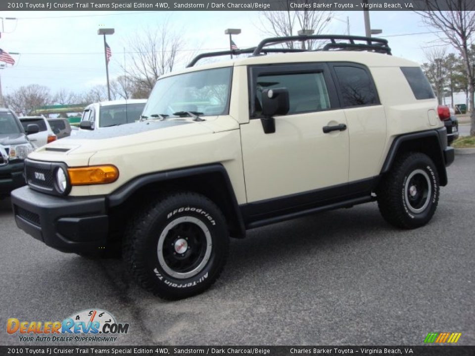 2010 Toyota FJ Cruiser Trail Teams Special Edition 4WD Sandstorm / Dark Charcoal/Beige Photo #7