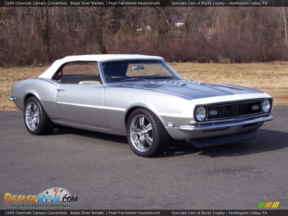 1968 Chevrolet Camaro Convertible Blade Silver Metallic / Pearl Parchment Houndstooth Photo #2