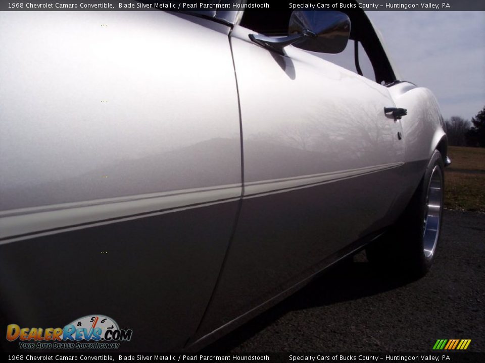 1968 Chevrolet Camaro Convertible Blade Silver Metallic / Pearl Parchment Houndstooth Photo #31