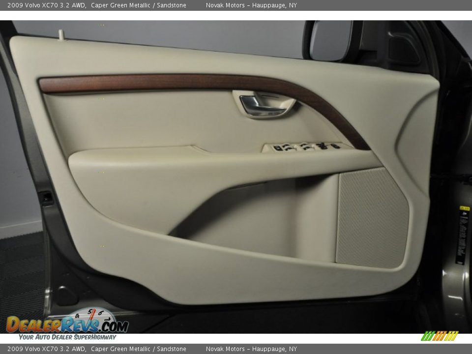 2009 Volvo XC70 3.2 AWD Caper Green Metallic / Sandstone Photo #10