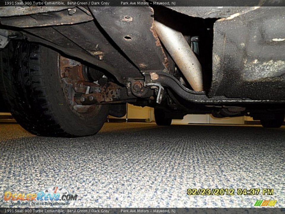 1991 Saab 900 Turbo Convertible Beryl Green / Dark Grey Photo #17