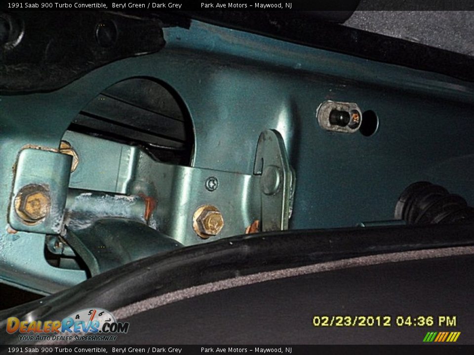 1991 Saab 900 Turbo Convertible Beryl Green / Dark Grey Photo #26