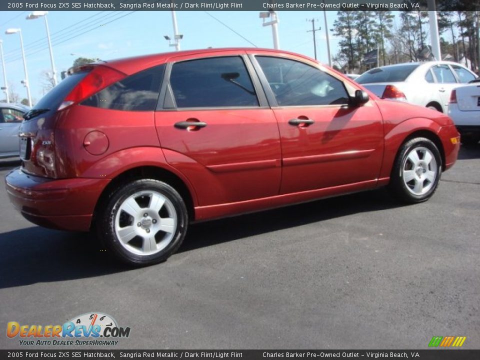 2005 Ford Focus ZX5 SES Hatchback Sangria Red Metallic / Dark Flint/Light Flint Photo #4