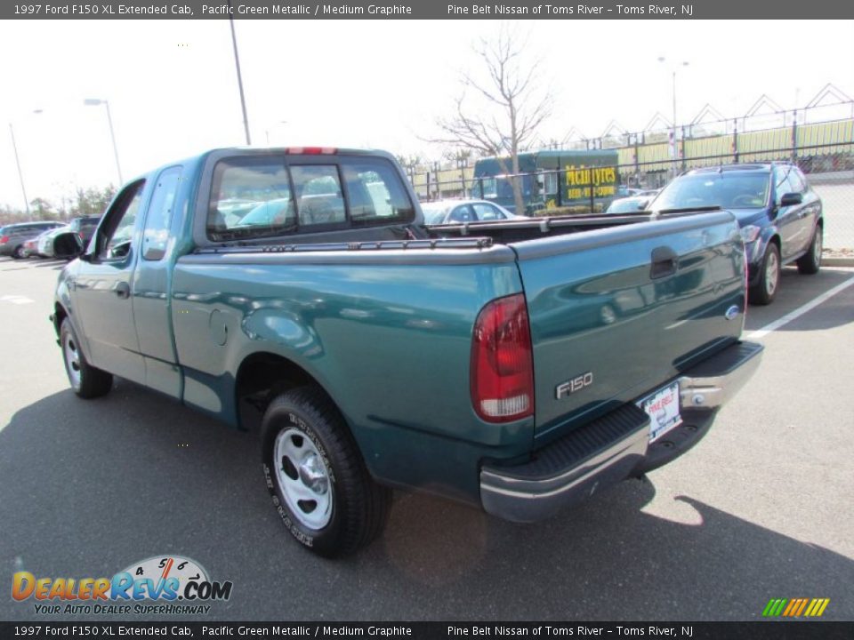 1997 Ford F150 XL Extended Cab Pacific Green Metallic / Medium Graphite Photo #5