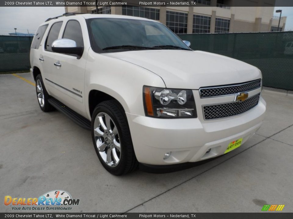 2009 Chevrolet Tahoe LTZ White Diamond Tricoat / Light Cashmere Photo #1