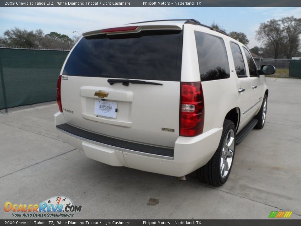 2009 Chevrolet Tahoe LTZ White Diamond Tricoat / Light Cashmere Photo #3