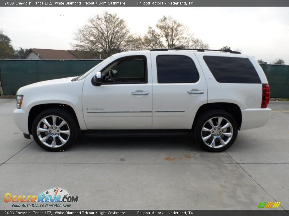 2009 Chevrolet Tahoe LTZ White Diamond Tricoat / Light Cashmere Photo #6