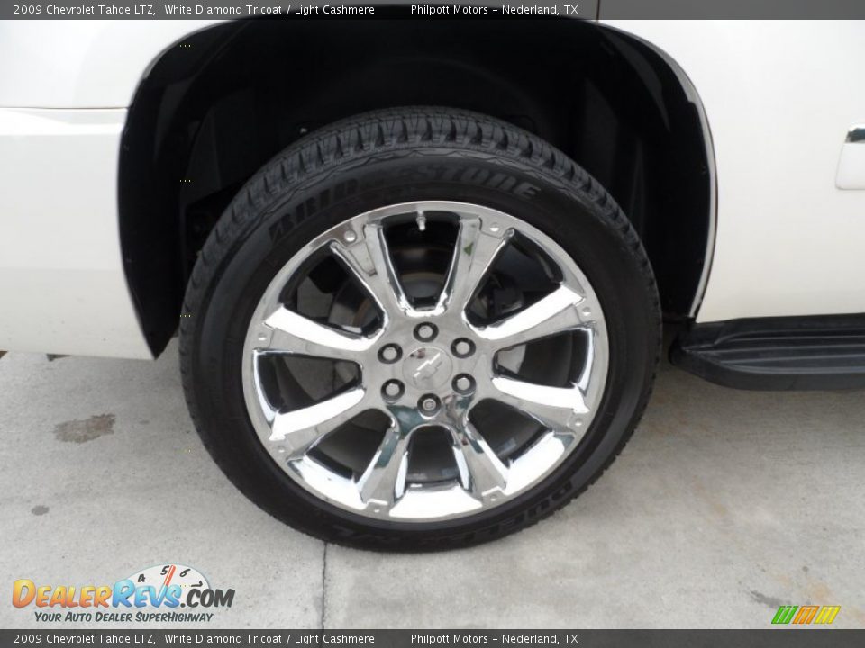 2009 Chevrolet Tahoe LTZ White Diamond Tricoat / Light Cashmere Photo #12