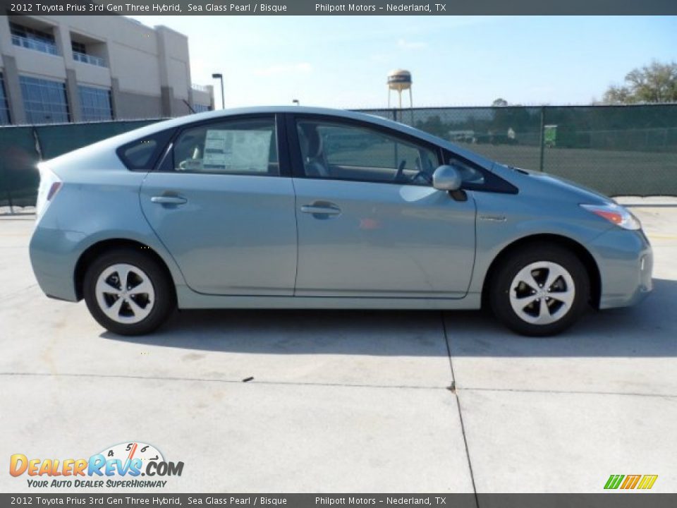 2012 Toyota Prius 3rd Gen Three Hybrid Sea Glass Pearl / Bisque Photo #2
