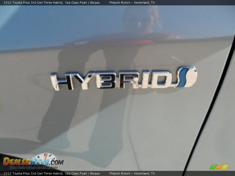 2012 Toyota Prius 3rd Gen Three Hybrid Sea Glass Pearl / Bisque Photo #12