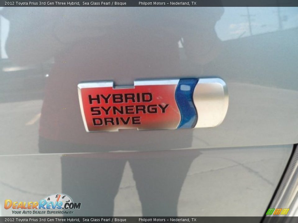 2012 Toyota Prius 3rd Gen Three Hybrid Sea Glass Pearl / Bisque Photo #16