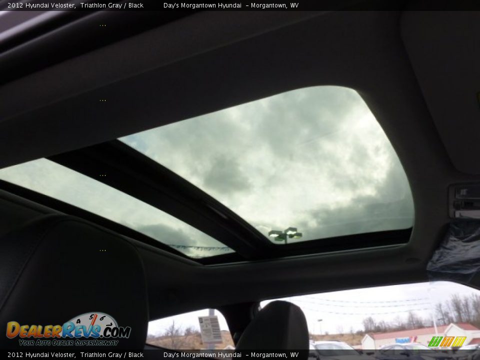Sunroof of 2012 Hyundai Veloster  Photo #11