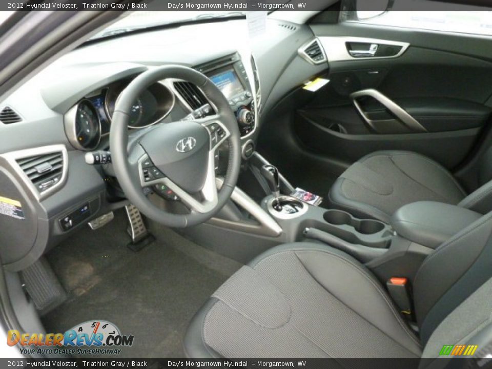 Black Interior - 2012 Hyundai Veloster  Photo #15
