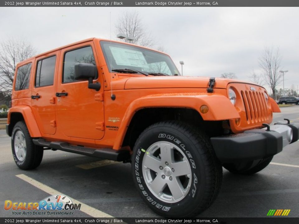 Front 3/4 View of 2012 Jeep Wrangler Unlimited Sahara 4x4 Photo #4